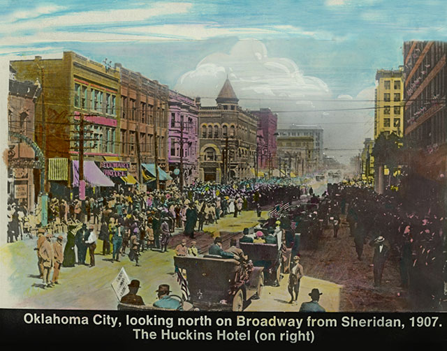 OKC, looking North on Broadway from Sheridan in 1907